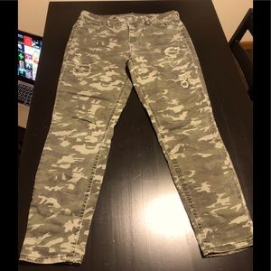 Vanilla Star Mid Rise Skinny Camo Jeans